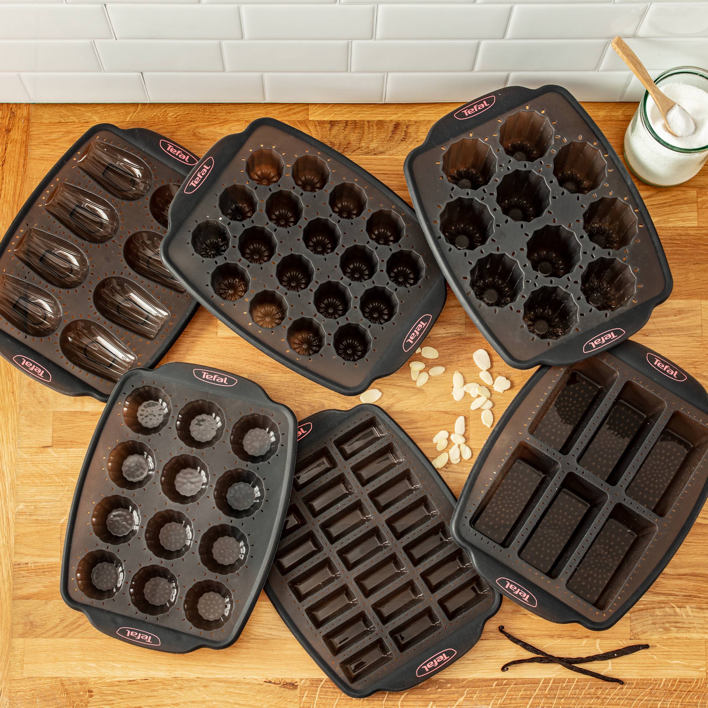 Crispybake Silicone 6 Mini-Cakes 29x21 cm J41723