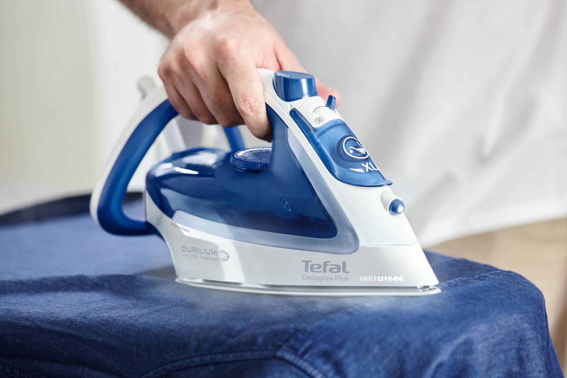 Easygliss Plus Dampfbügeleisen FV5736