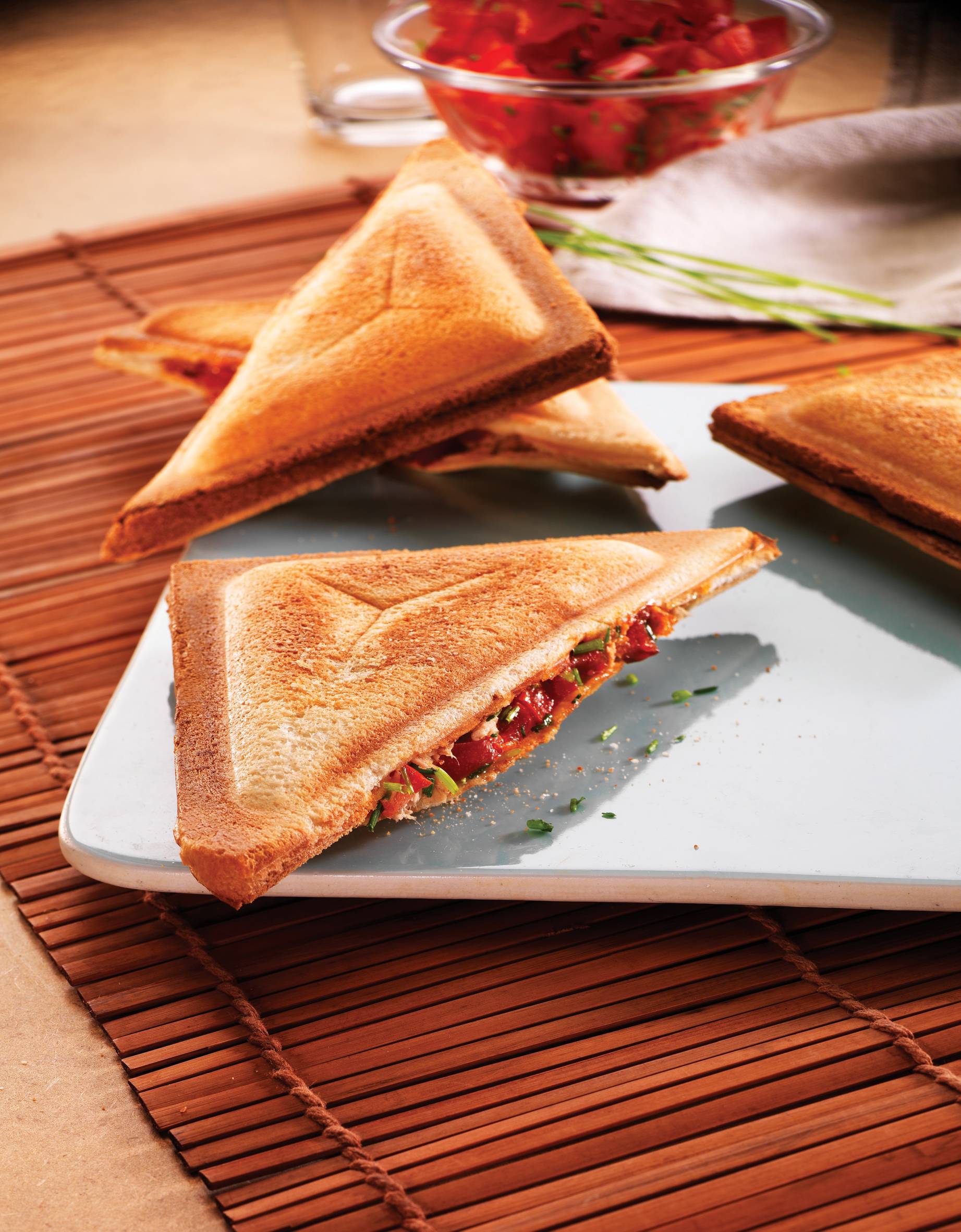 2 Dreieck-Sandwich-Platten Snack Collection XA8102F0