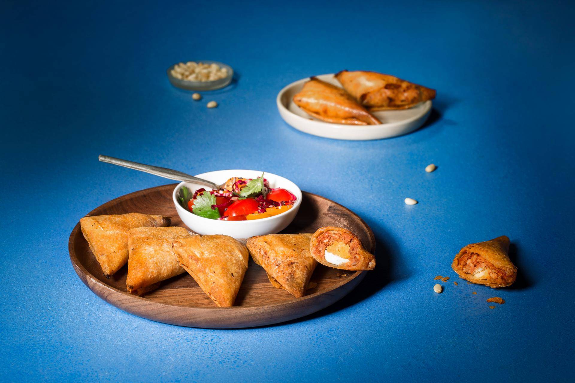 Teigtaschen gefüllt mit hart gekochten Eiern und Thunfisch - Rezepte Actifry Genius XL | Tefal