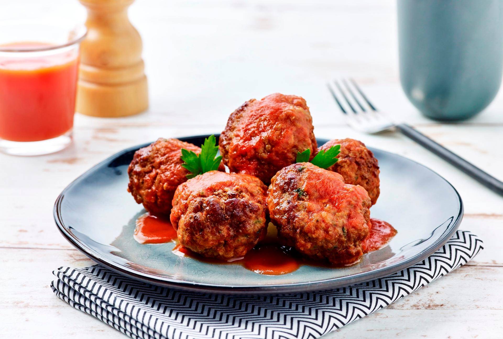 Rinderhackbällchen in Tomatensauce - Rezepte Actifry Genius | Tefal