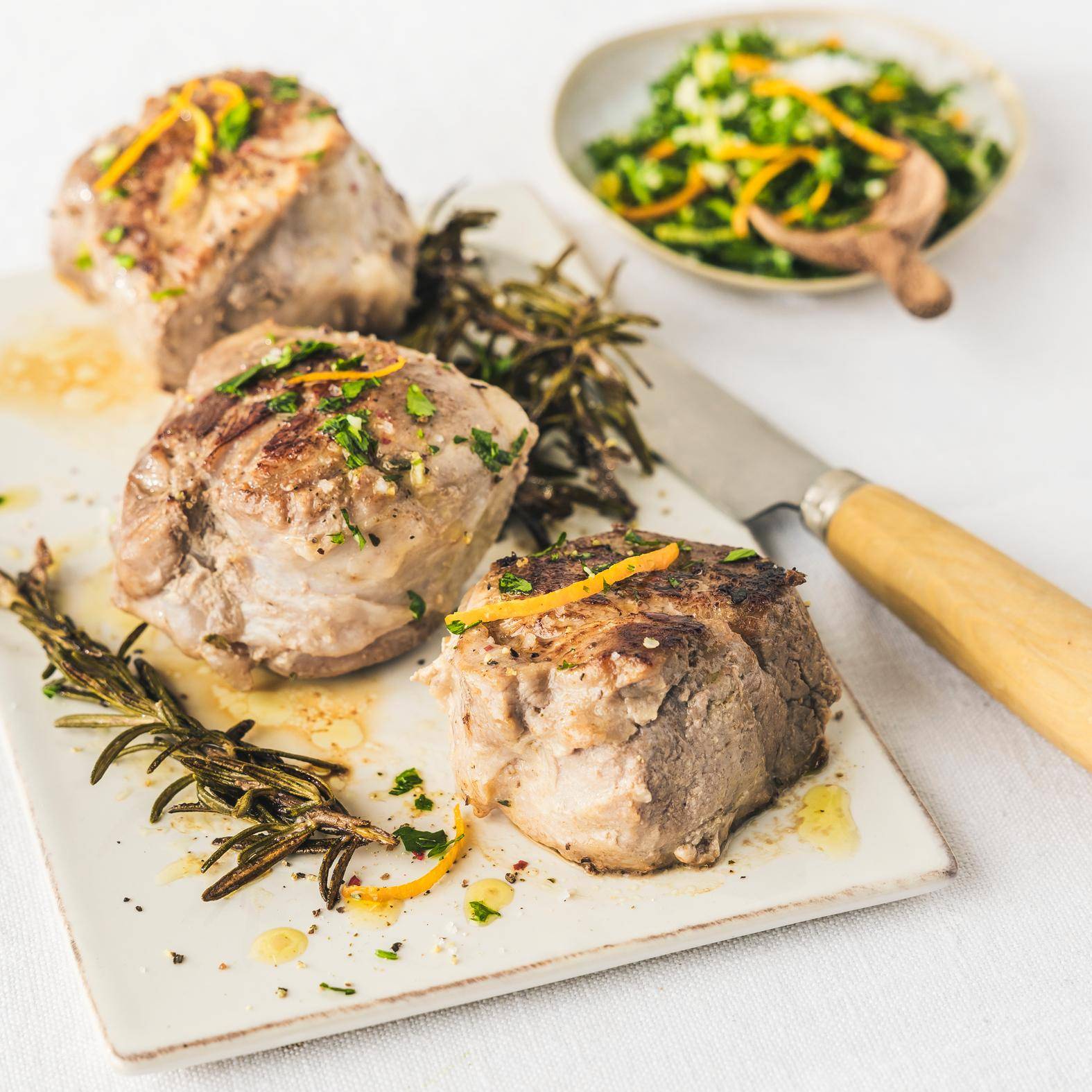 Sous-vide Schweinefilet und Gremolata - Rezepte Smartcook Infinity Autostir | Tefal