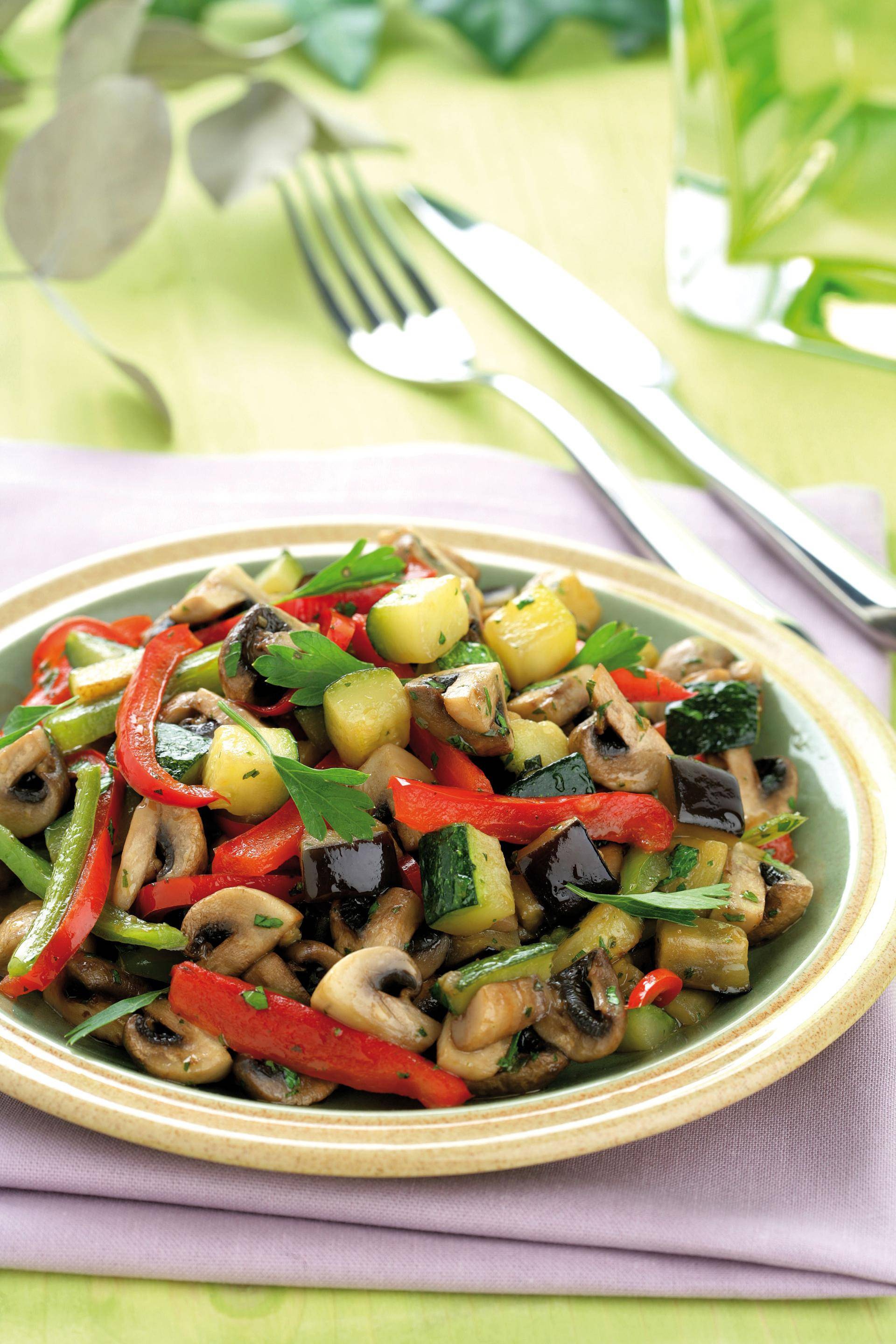 Gerührtes mediterranes Gemüse - Rezepte Actifry Genius | Tefal
