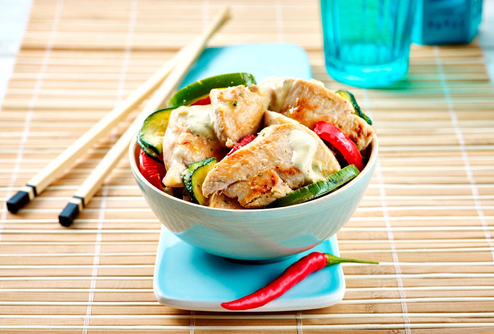 Scharfes Thai-Curry mit Hähnchen - Rezepte Actifry Genius XL | Tefal