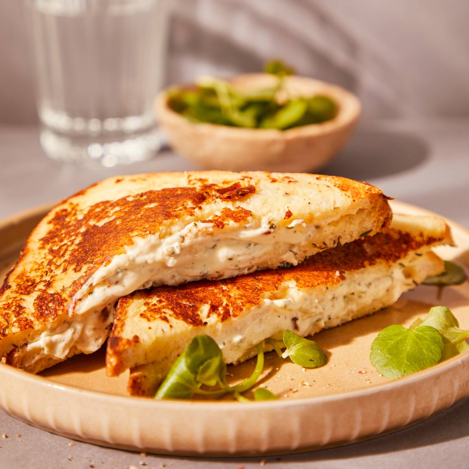 Herzhafter Kräuter-Käse-French-Toast - Rezepte Snack Collection MECHANICAL | Tefal