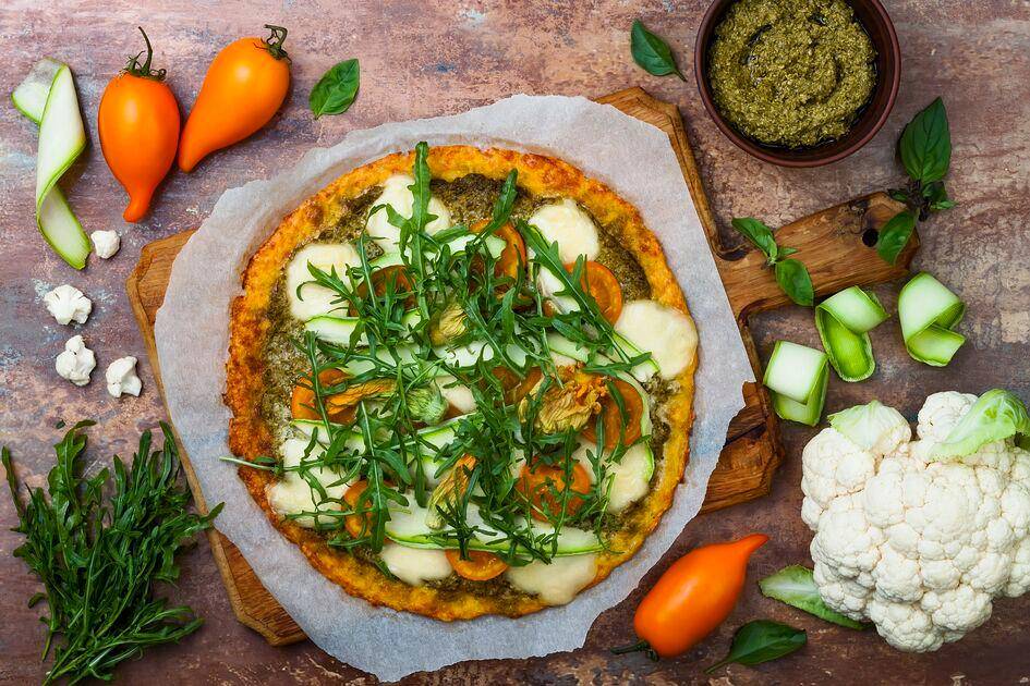 Pizza mit Blumenkohlkruste - Rezepte Perfectmix + | Tefal