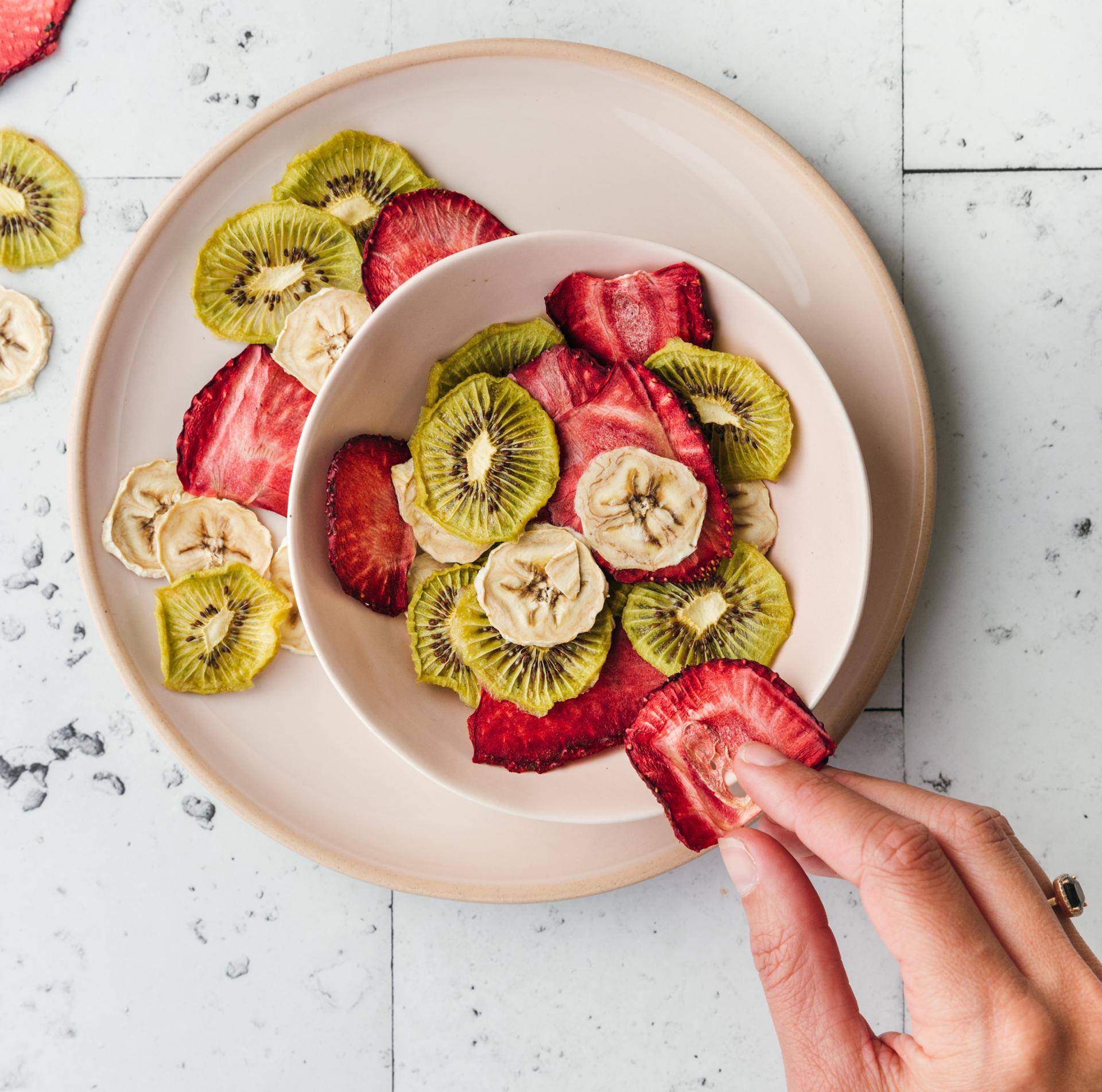 Getrocknete Banane, Kiwi und Erdbeere gemischt - Rezepte EASY FRY & GRILL 2 in 1 DIGITAL | Tefal