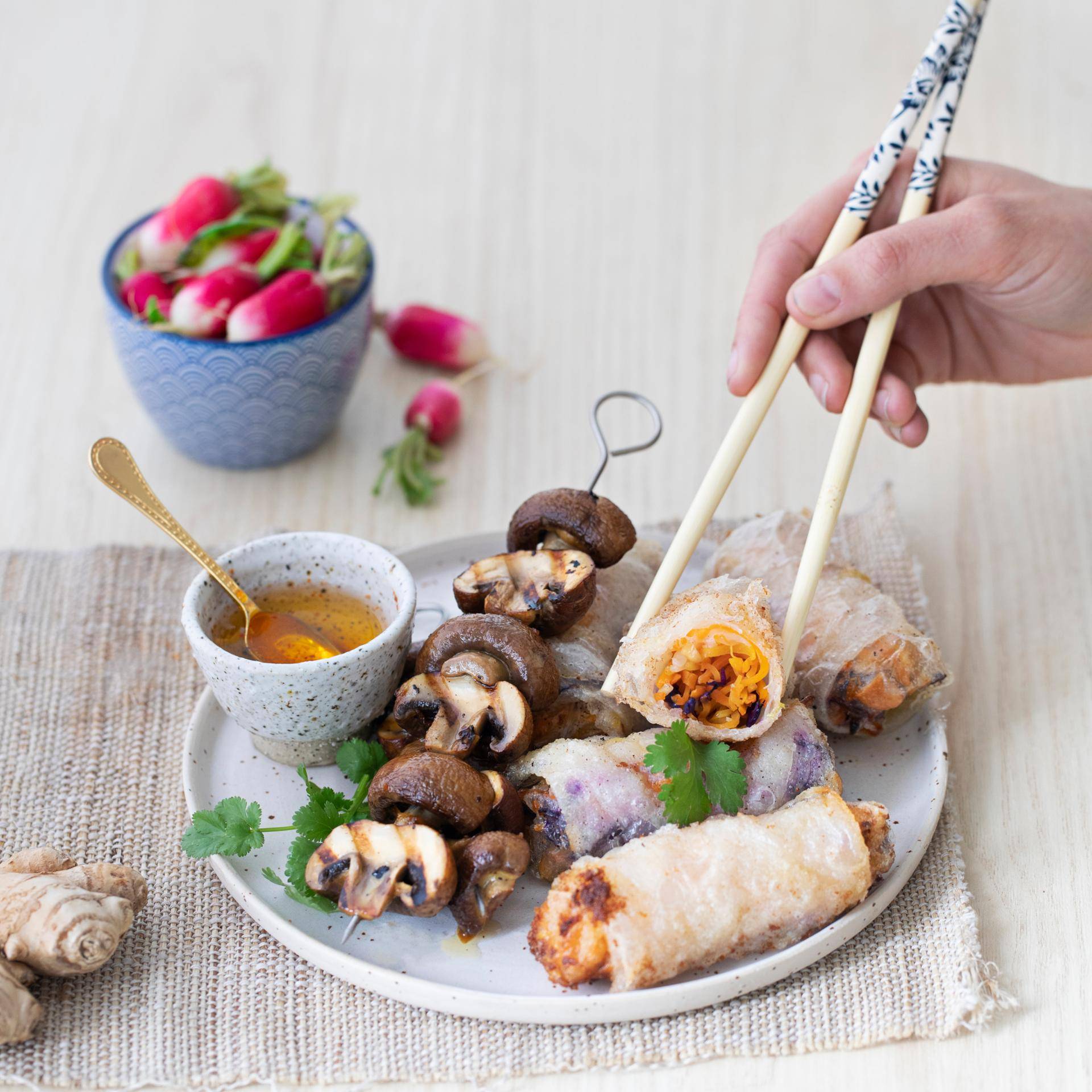 Pilzspieße und vegetarische Frühlingsrollen - Rezepte EASY FRY & GRILL 2 in 1 XXL | Tefal