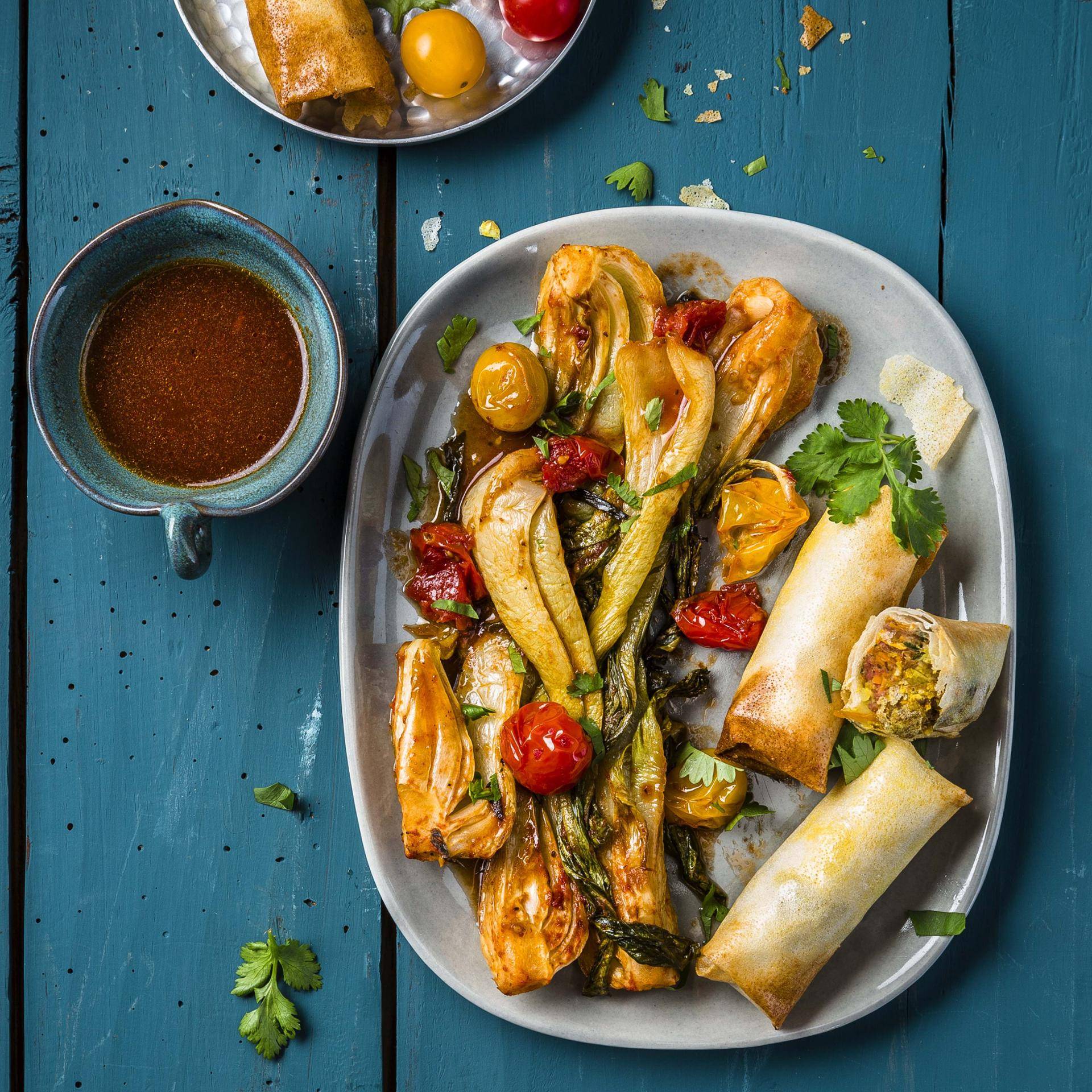 Rindfleisch Frühlingsrollen, gebratenes Pak Choi - Rezepte Actifry Genius XL 2in1 | Tefal