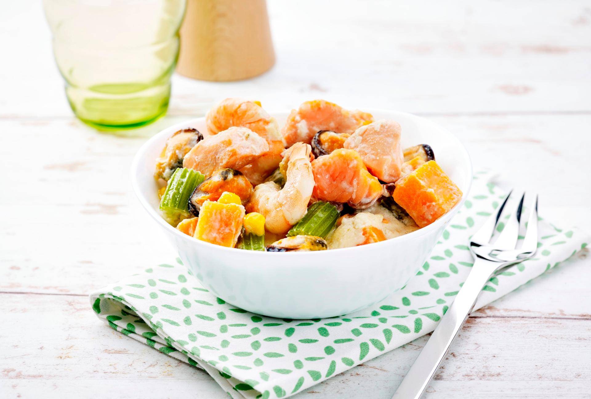 Fischsuppe mit Lachs - Rezepte Actifry Express 1kg | Tefal