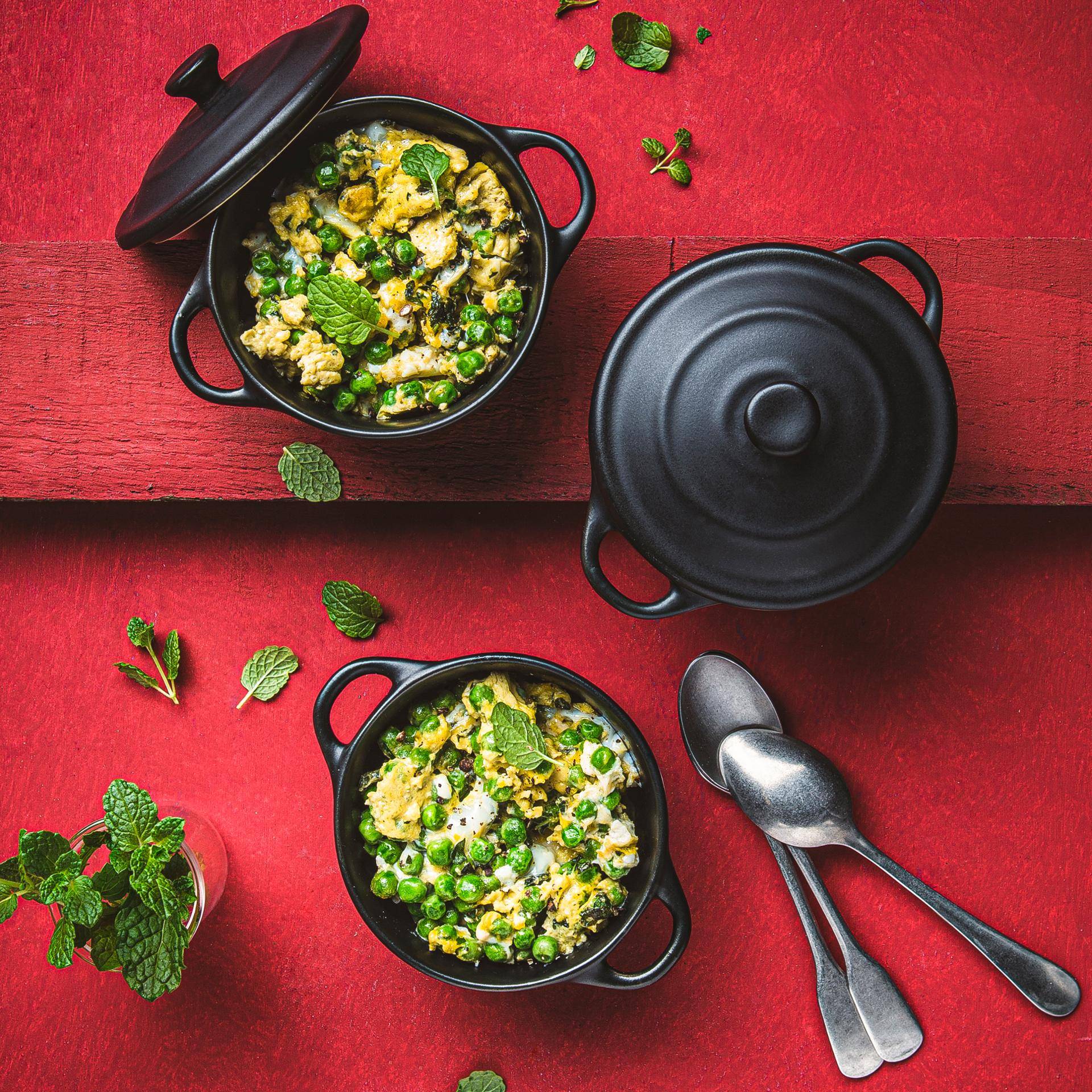 Gebackene Rühreier mit Erbsen und Minze - Rezepte Actifry Original 1kg | Tefal