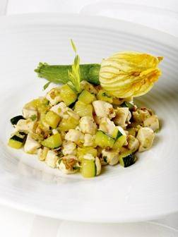 Hähnchengulasch mit Estragon und Zucchini - Rezepte Actifry Express 1kg | Tefal