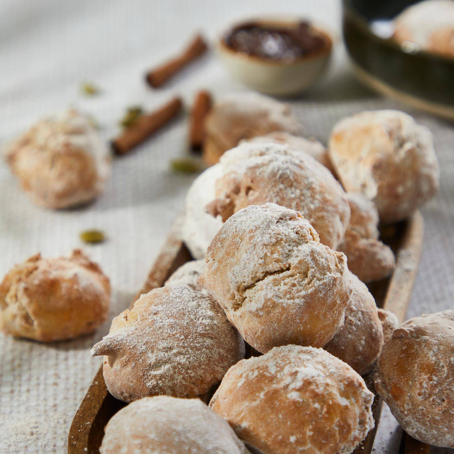 Brasilianische "Regentropfen"-Krapfen (Bolinho de Chuva) - Rezepte EASY FRY & GRILL 2 in 1 MECHANICAL | Tefal