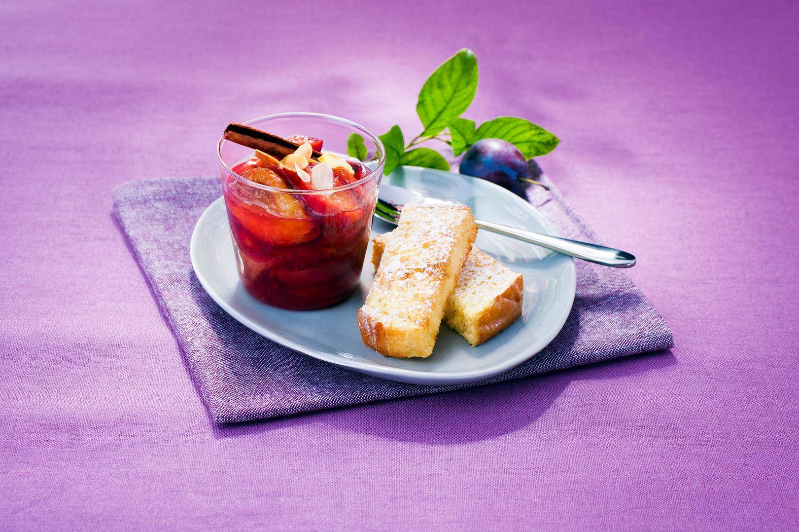 Pflaumenkompott mit gerösteter Brioche - Rezepte Actifry Genius XL 2in1 | Tefal