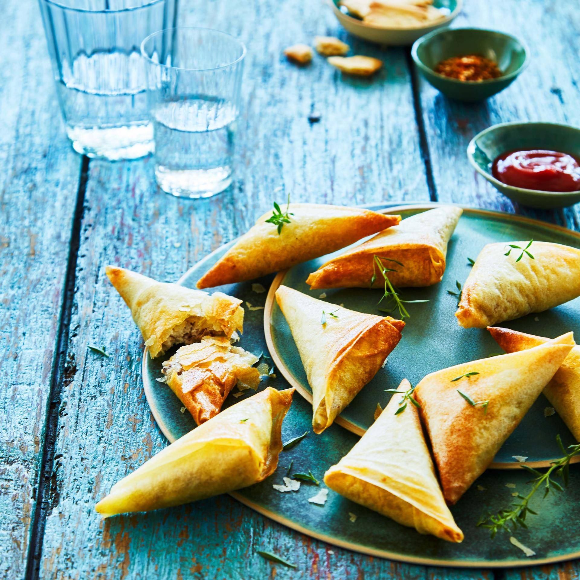 Ziegenkäse-Samosas mit Honig und Walnüssen - Rezepte Actifry Express 1kg | Tefal