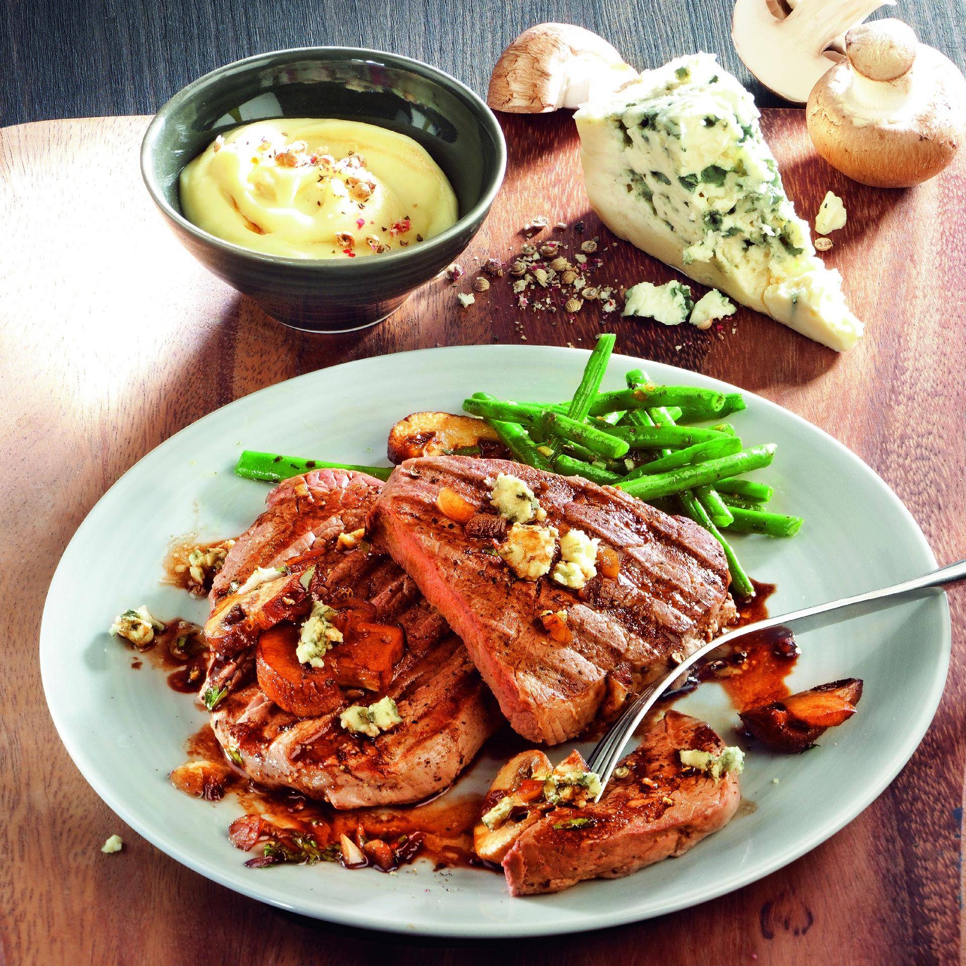 Rinderfilet mit Champignons und Blauschimmelkäse - Rezepte OptiGrill | Tefal