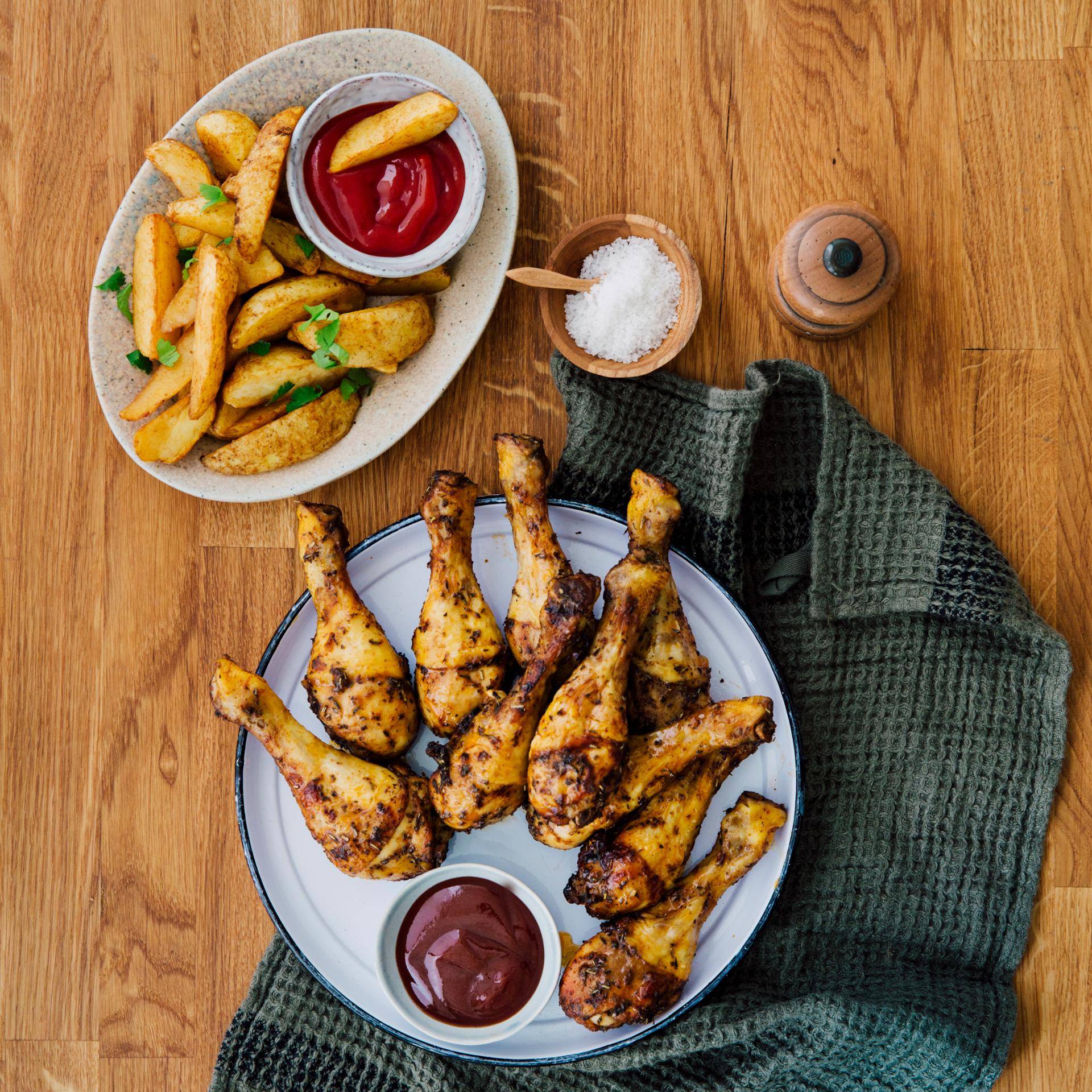 Hähnchenkeulen und Kartoffelspalten - Rezepte EASY FRY & GRILL 2 in 1 XXL | Tefal