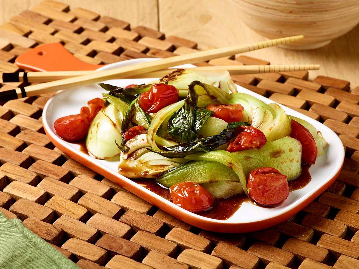 Gerührter Pak Choi mit Tomate - Rezepte Actifry Genius XL | Tefal