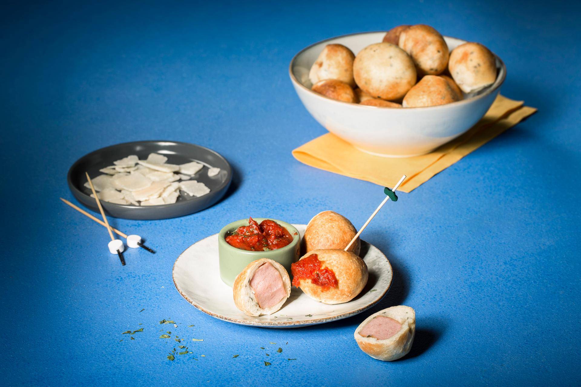 Pizzabällchen mit Würstchen - Rezepte Actifry Genius XL | Tefal