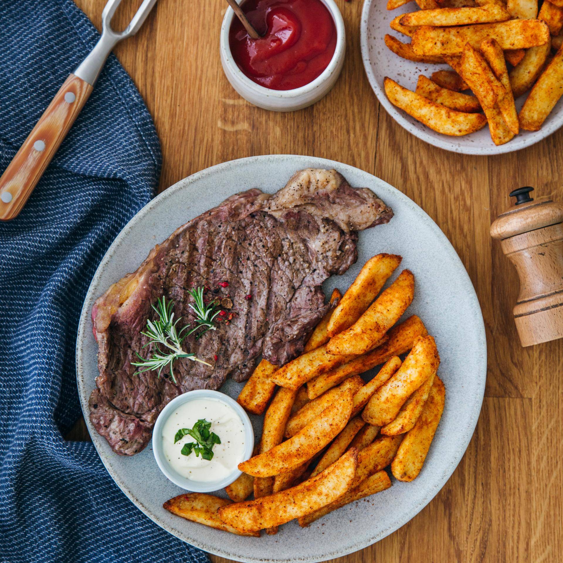 Steak mit Pommes frites - Rezepte EASY FRY & GRILL 2 in 1 XXL | Tefal