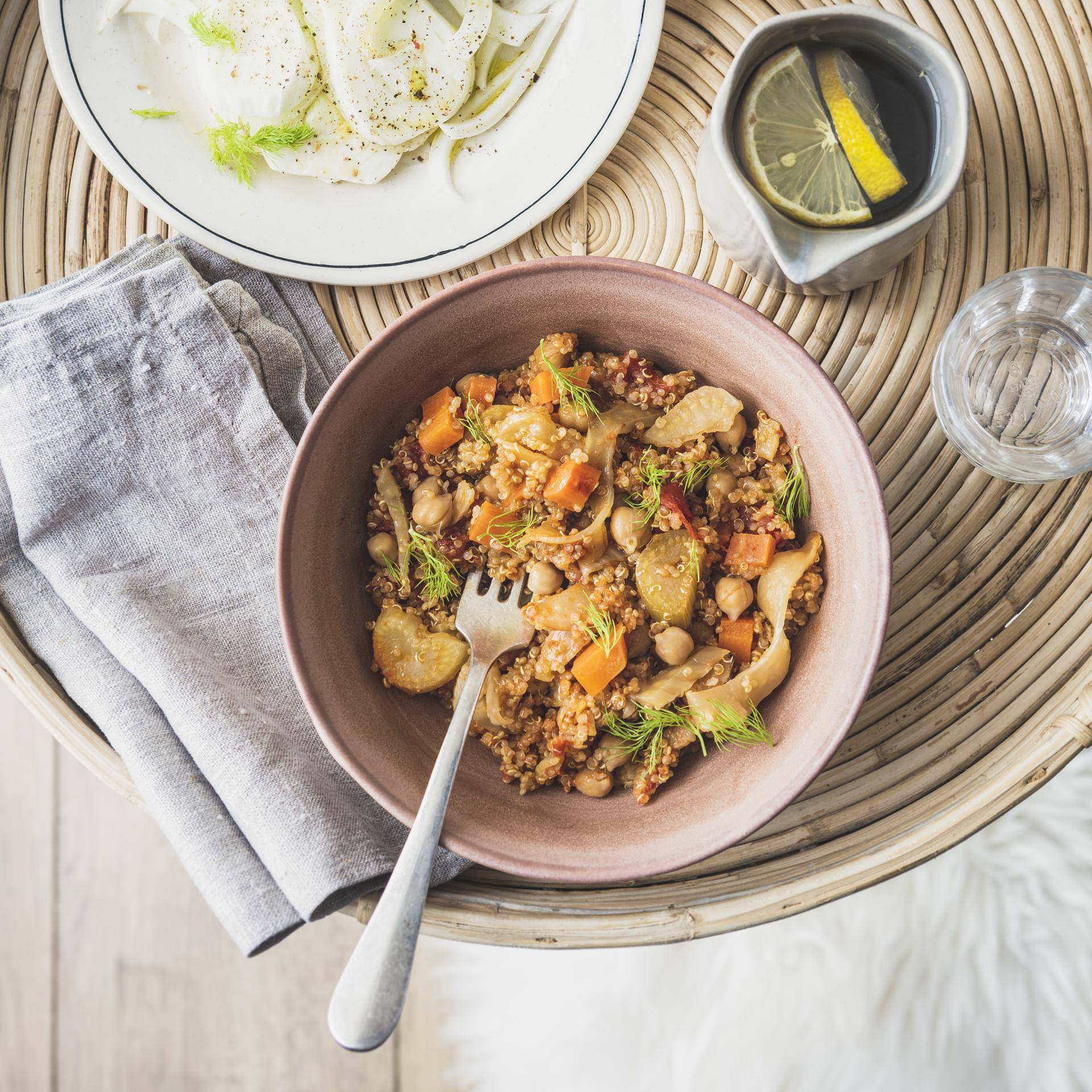 Gewürzte Quinoa mit Kichererbsen und Gemüse - Rezepte Turbo Cuisine | Tefal
