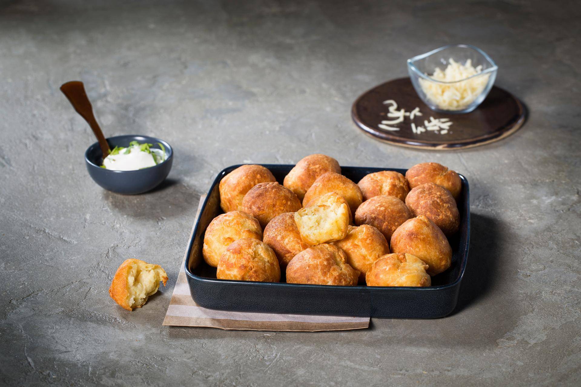 Gougères mit Greyerzer-Käse - Rezepte Actifry Genius | Tefal