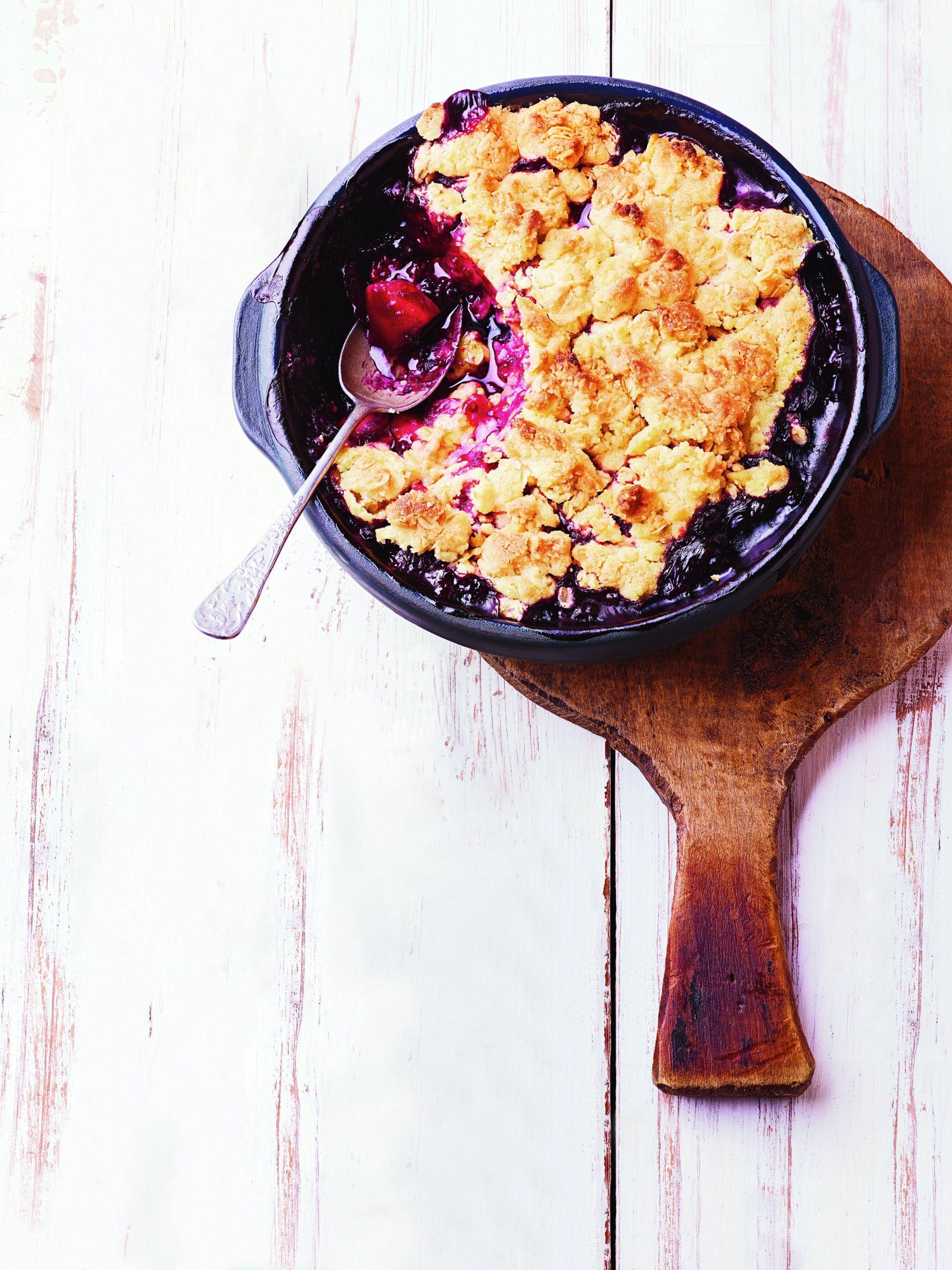 Crumble mit roten Früchten - Rezepte Easy Fry Mega | Tefal
